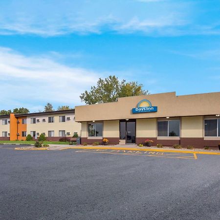 Days Inn By Wyndham Newton Exterior foto