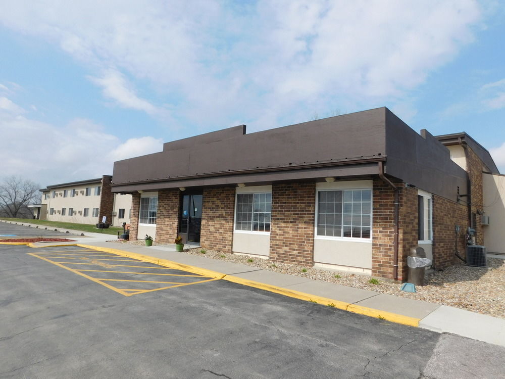 Days Inn By Wyndham Newton Exterior foto